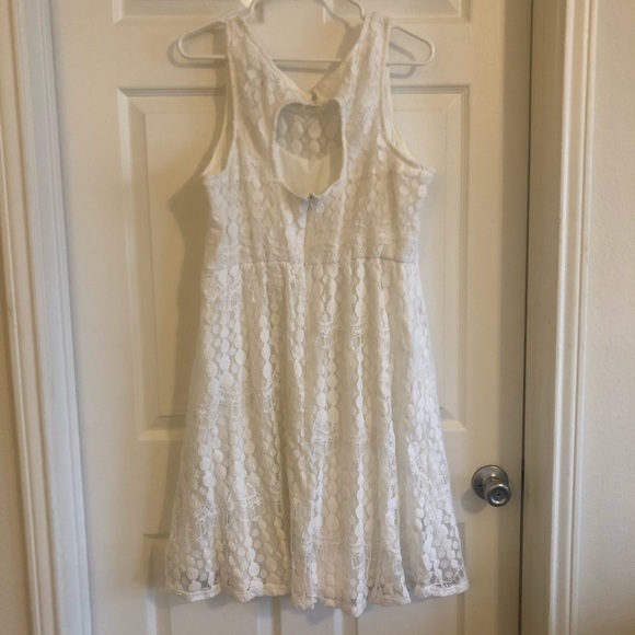 Torrid white lace dress - Picture 2 of 4